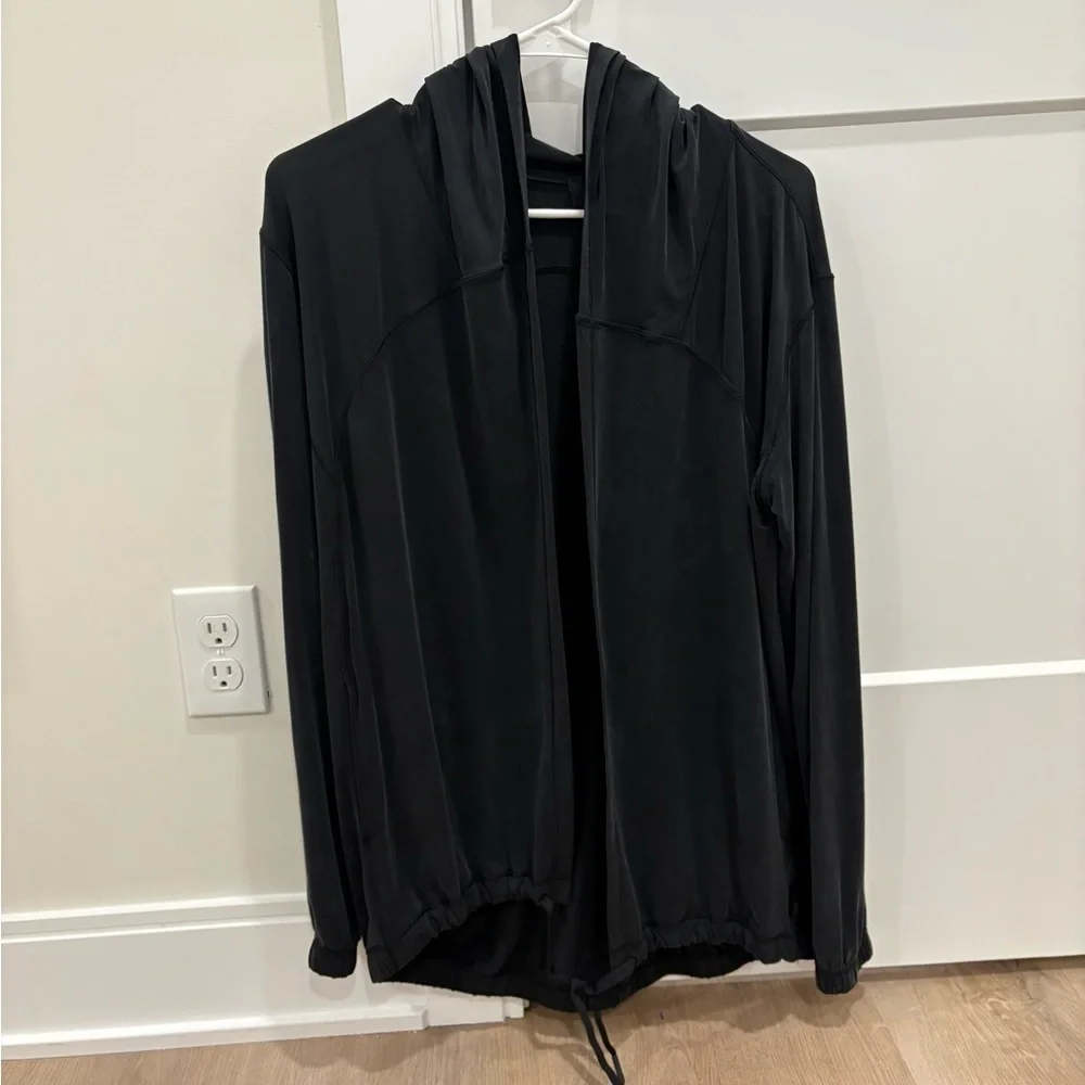 Lululemon Into Something Good Hoodie Size 4